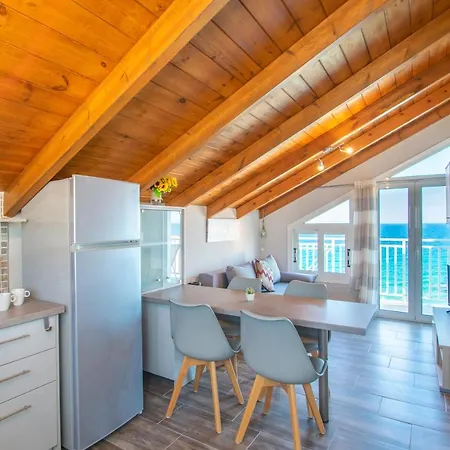 Del Mare Apartamento Amoudi